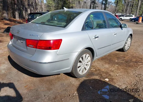 2010 Hyundai Sonata Limited z USA, uszkodzony, nr VIN 5NPEU4AC0AH627358